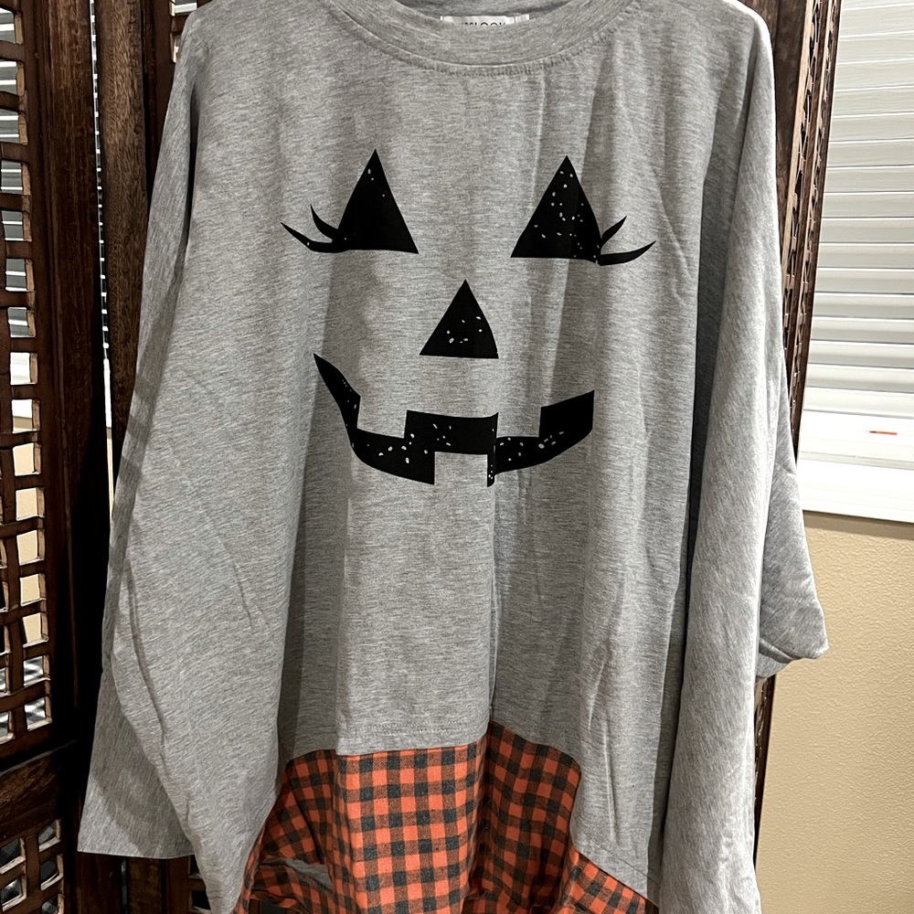 NWOT Fall, Halloween Top, great for any occasion